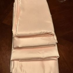 Pink Runners/backdrop/drapes