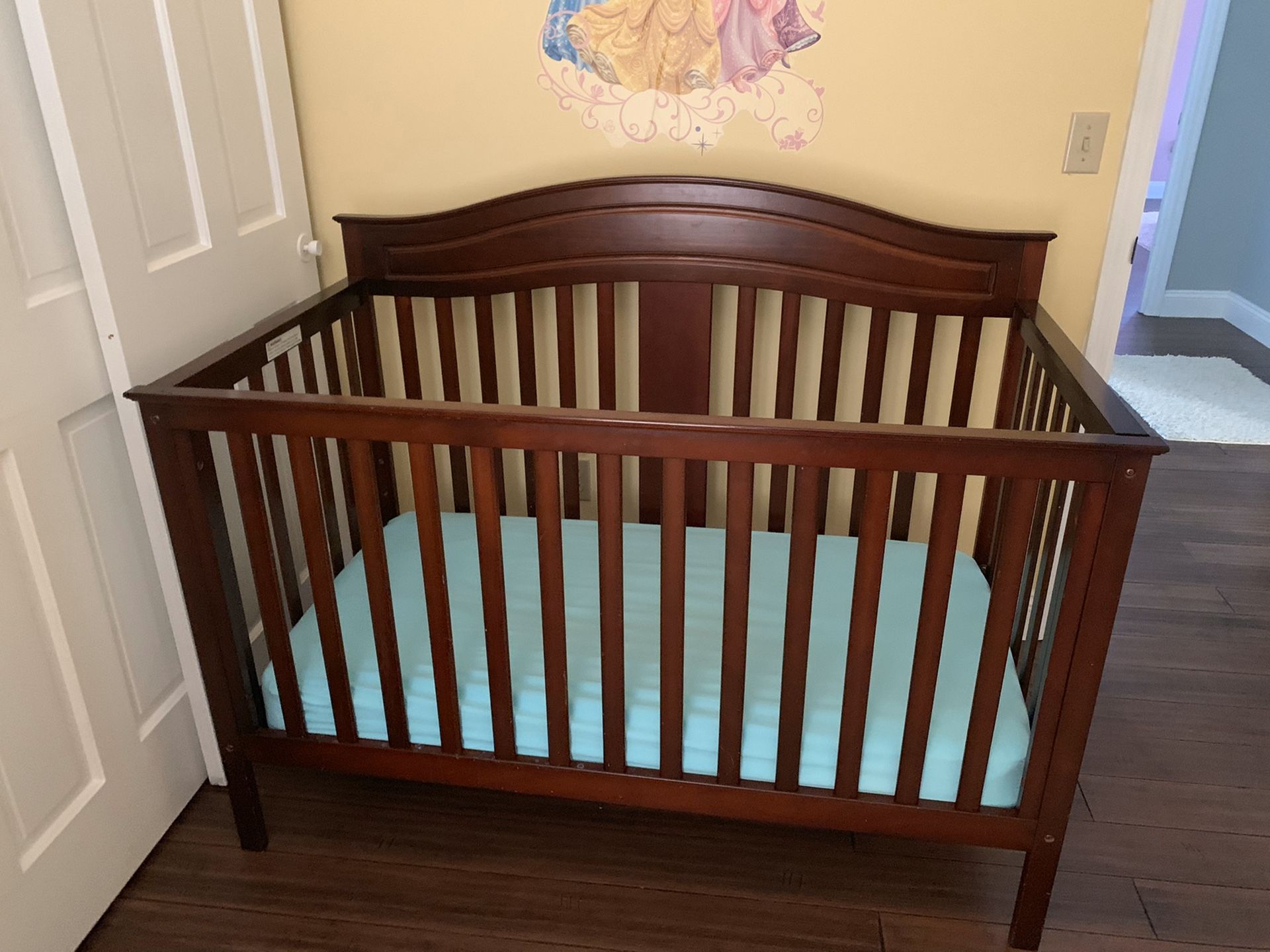 Baby crib