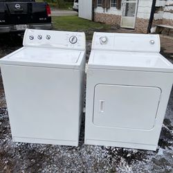 WILL DELIVER FOR FEE! WHIRLPOOL WASHER & ELECTRIC DRYER SET! BOTH RUN LIKE NEW! BOTH ARE WHIRLPOOLS. EVERYTHING ON BOTH WORK PERFECTLY! THEY BOTH BEEN