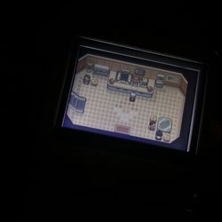 Nintendo Gameboy Advance W Pokemon Emerald  