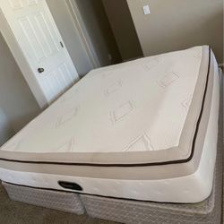 KING BEAUTYREST MATTRESS AND FREE BOX SPRINGS 
