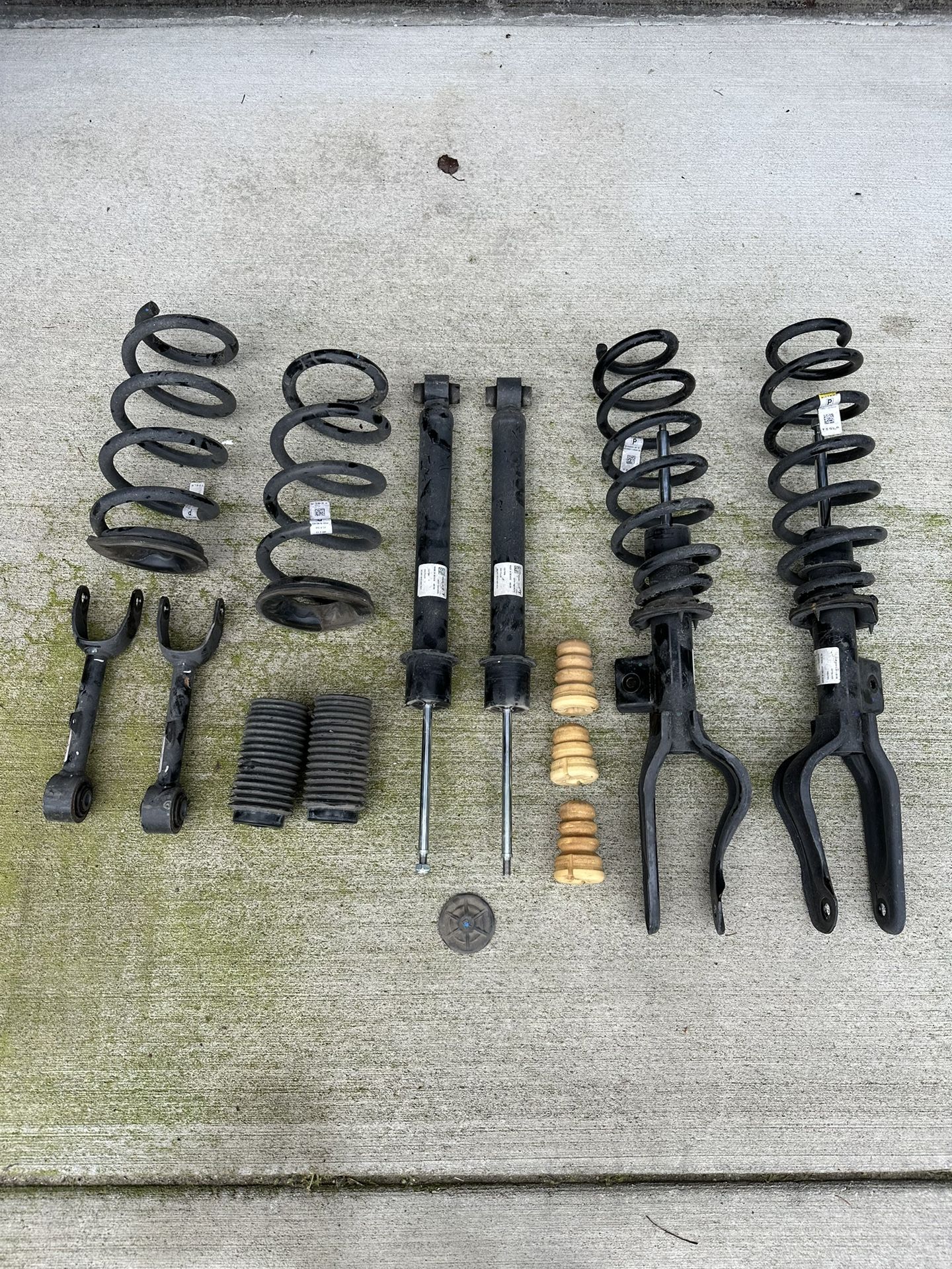 OEM Tesla Model 3 Performance 2021 Shocks, Struts, Coils 🔥