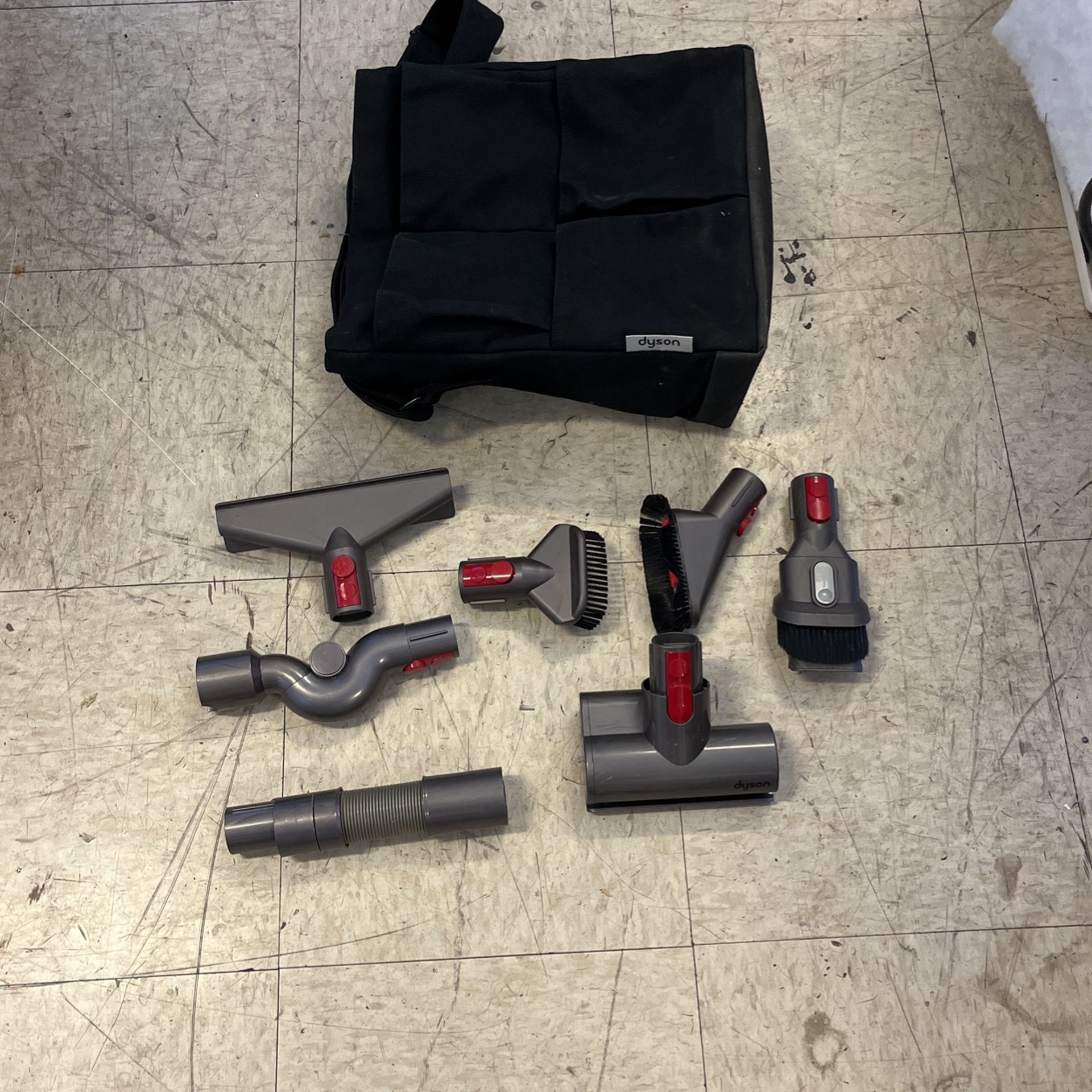 7pc Dyson Vacuum Attachment With Dyson Bag