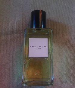 Marc Jacobs lemon perfume