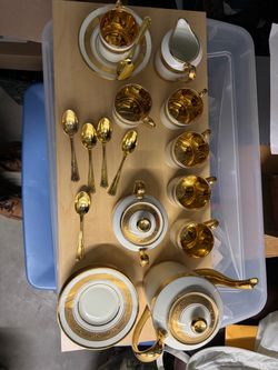 Limoge france tea set  22 k gold