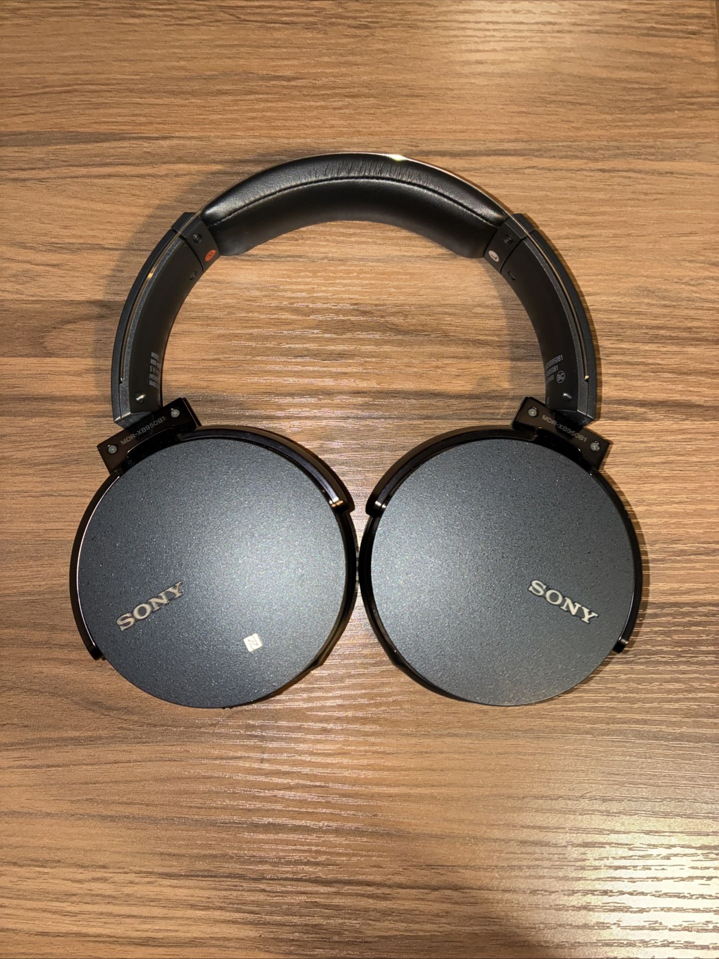 Sony XB950B1 Wireless Headphones 