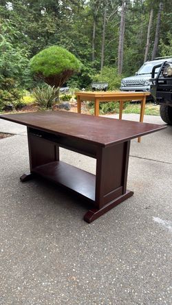 Free sturdy children’s table