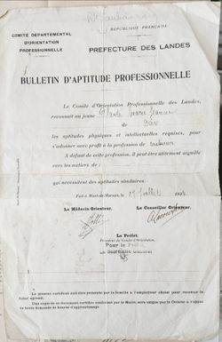 1934 French Certificate for a Seamtress Profession