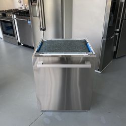 Galanz 49-Decibel Semi-Hidden (Covered Front) 24-in Built-In Dishwasher