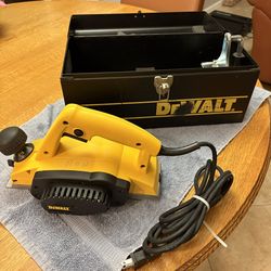 DeWalt Planner DW677 / DW678 3 1/4 Heavy Duty $80