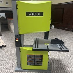 2.5 Amp 9” Corded Band Saw 