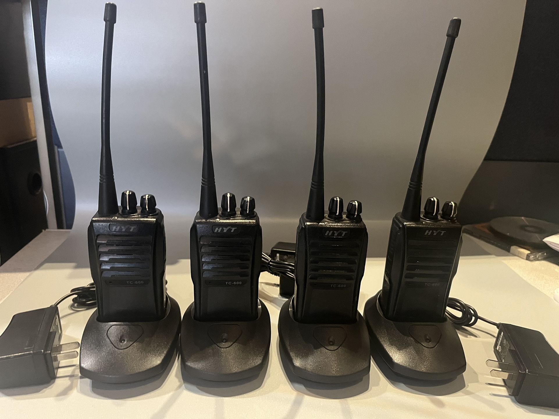 Lot of 4 HYT TC-600 UHF 5W 16CH Two Way Radios