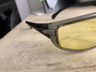 Ook overzien Diversen Ray-Ban 4054 yellow/Black 623/9A RAYBAN Polarized Sunglasses for Sale in  Los Angeles, CA - OfferUp