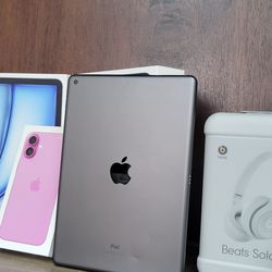 IPad 9th Gen 10.2 | $5 Down | After pay  - 90 Days Warranty Included