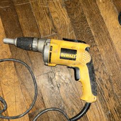 Dewalt Drywall Drill DW257 