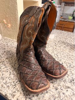 Fish boots