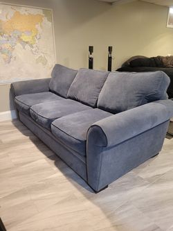 Navy Couch (3-seat)