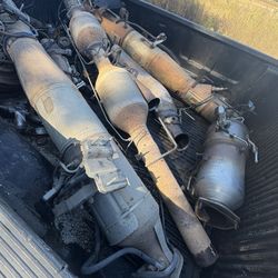 I Buy Engines Transmissions Batteries Wheels And Exhaust pipes  