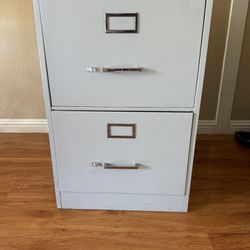 2 Drawer Metal file cabinet 