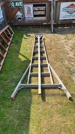 8’ Columbia orchard ladder