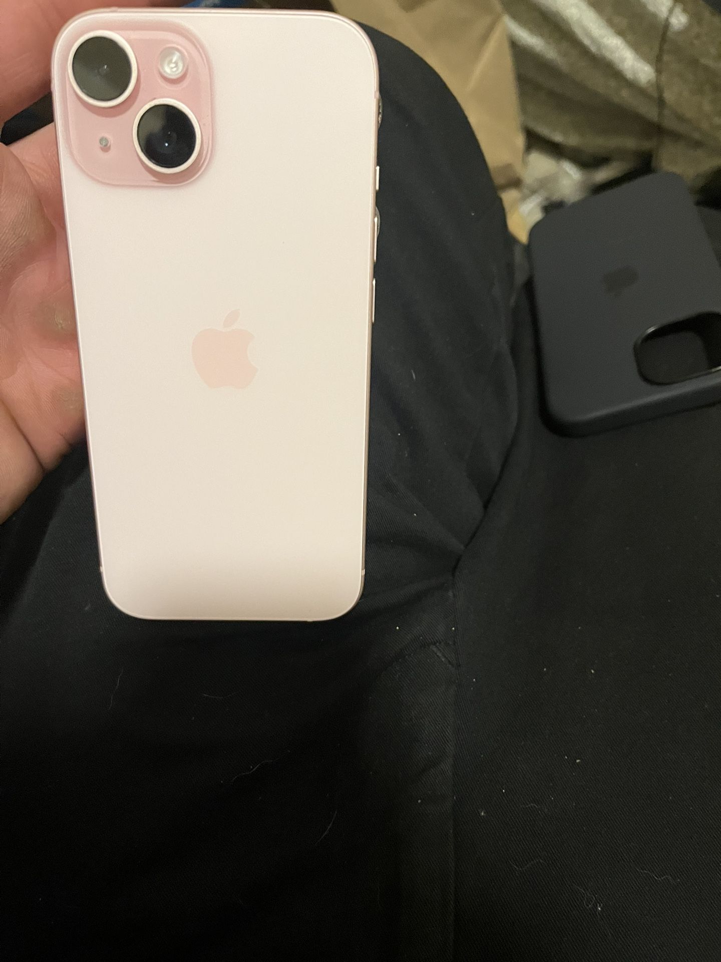 Unlocked iPhone 15 512 gb pink With 1 Year AppleCare + Theft