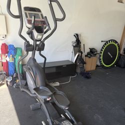 Sole 35 Commercial Eliptical 