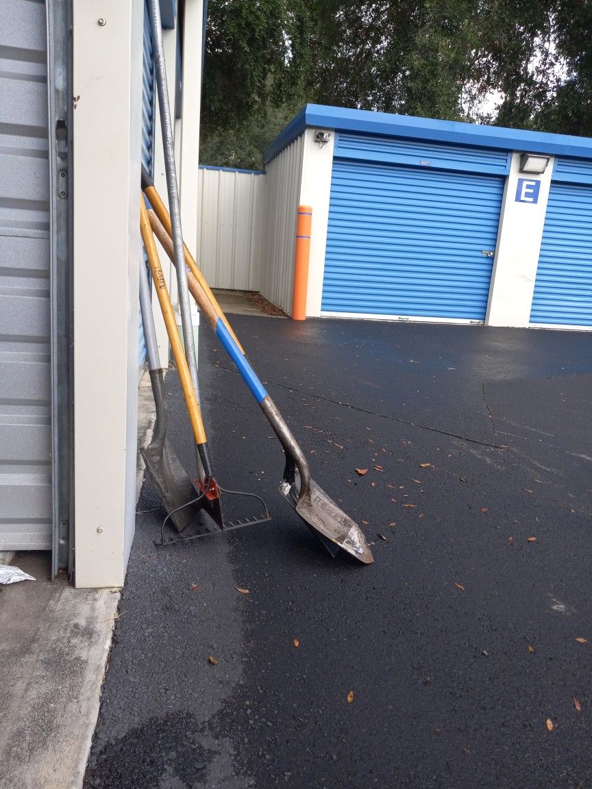 Shovel Etc..