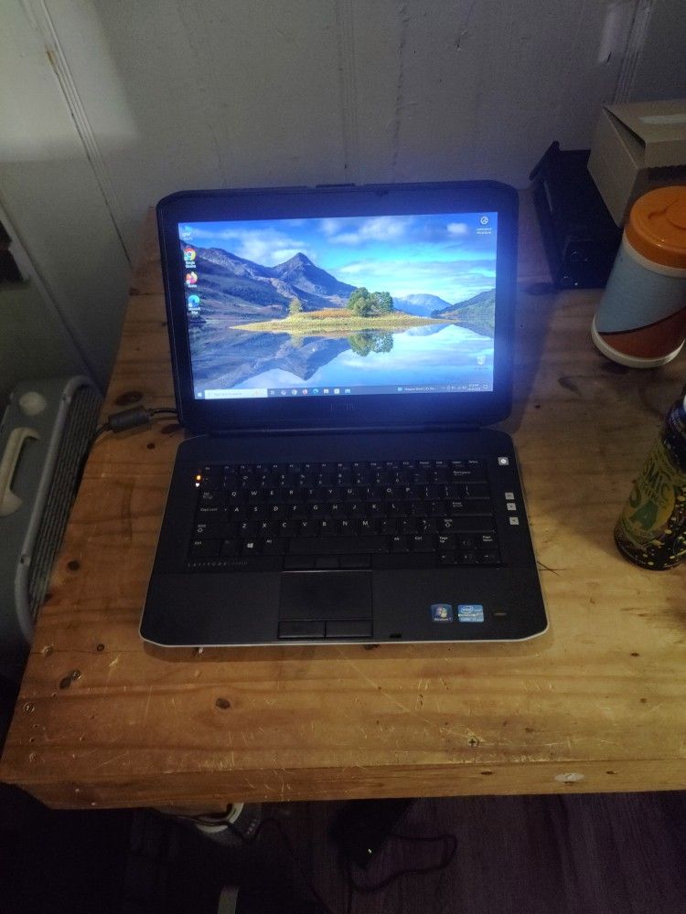Dell Latitude E5430 14.1" Laptop Intel Core i7-3540M @ 3.0GHz 4GB RAM 500GB HDD Windows 10 Professional