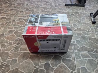 Frigidaire 8000 BTU Window Air Conditioner