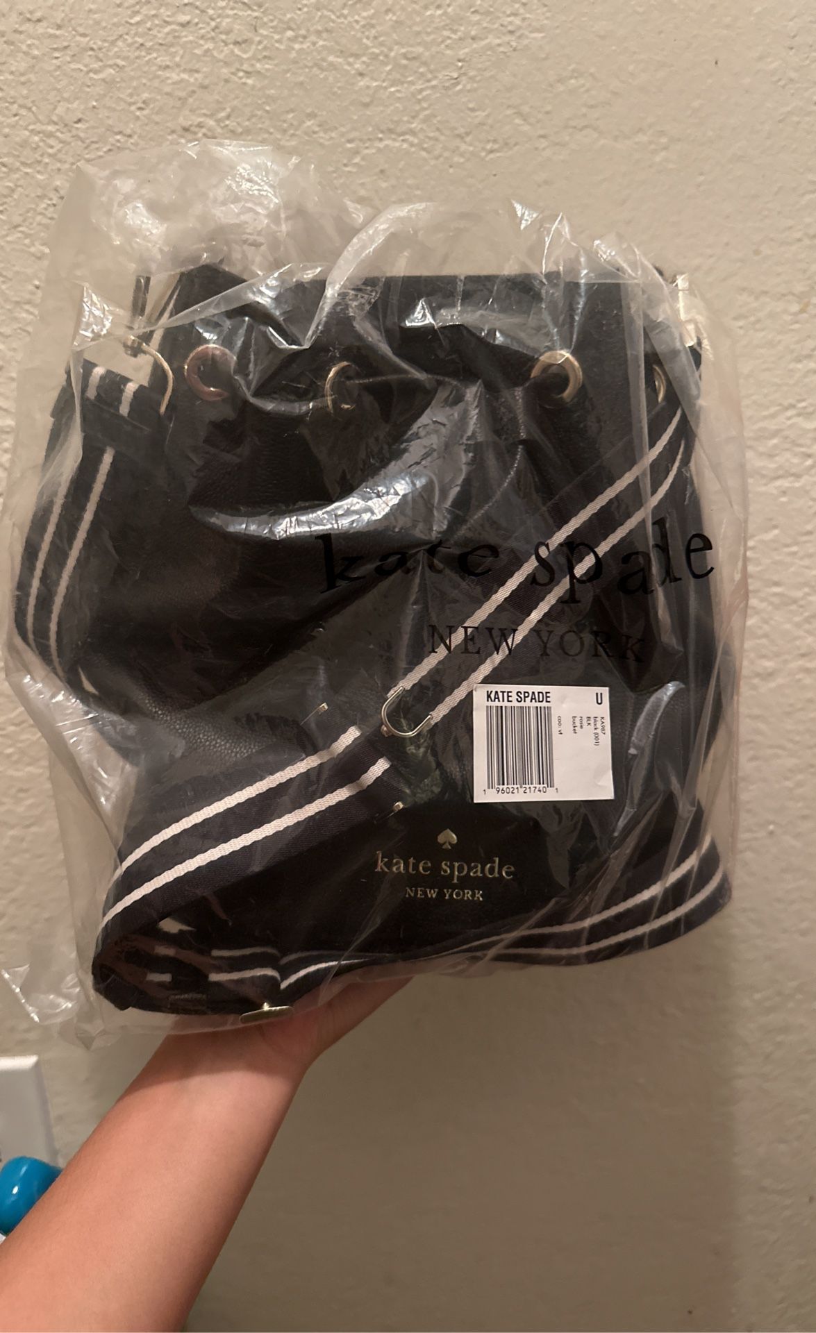 Bucket: Kate Spade