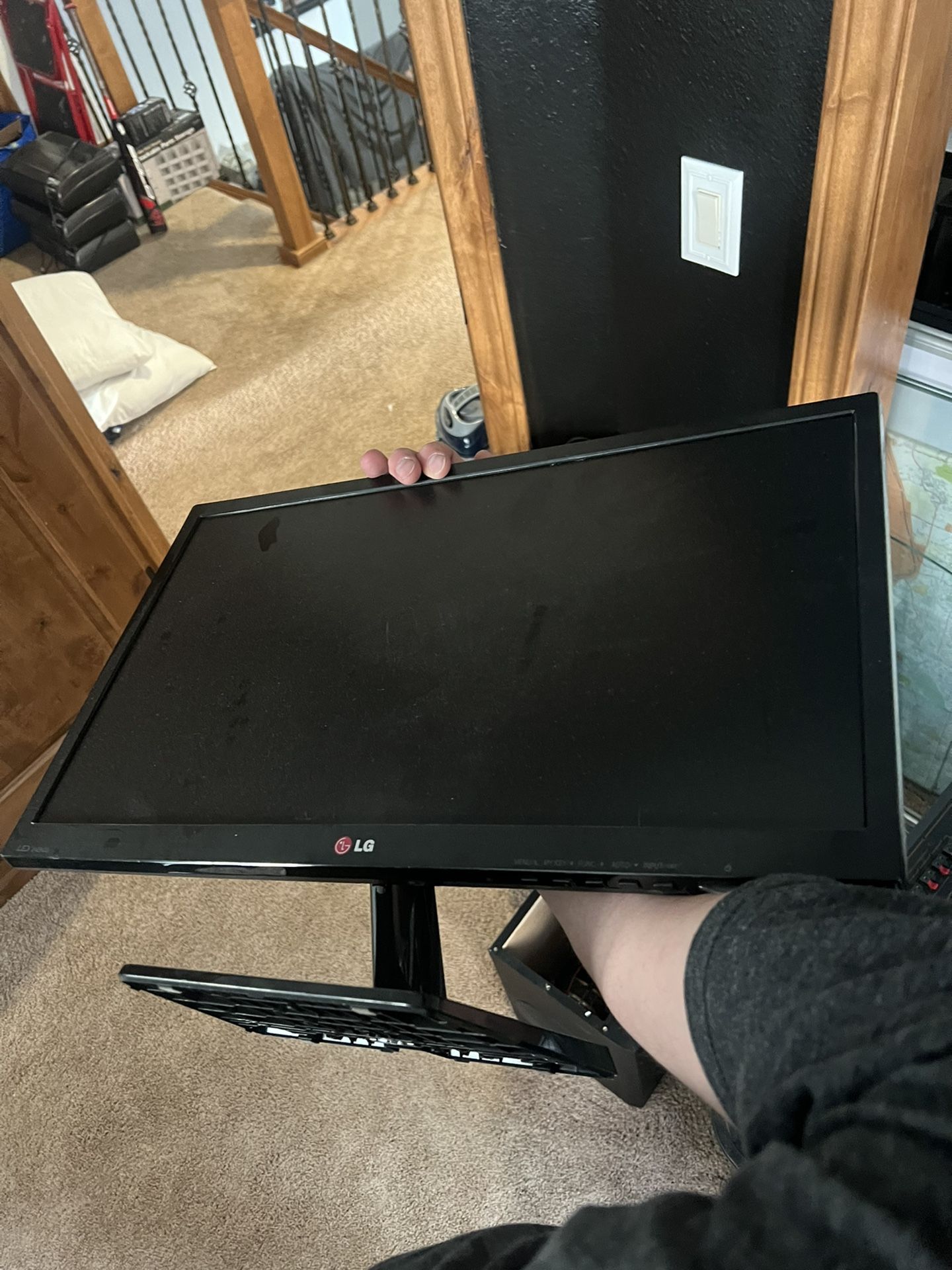 LG Flatron 24” LED Monitor - No Power Supply