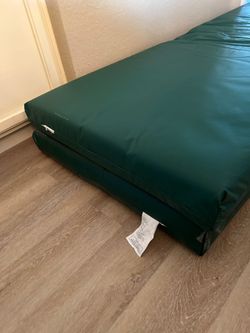 Bed Mats 2 for $15