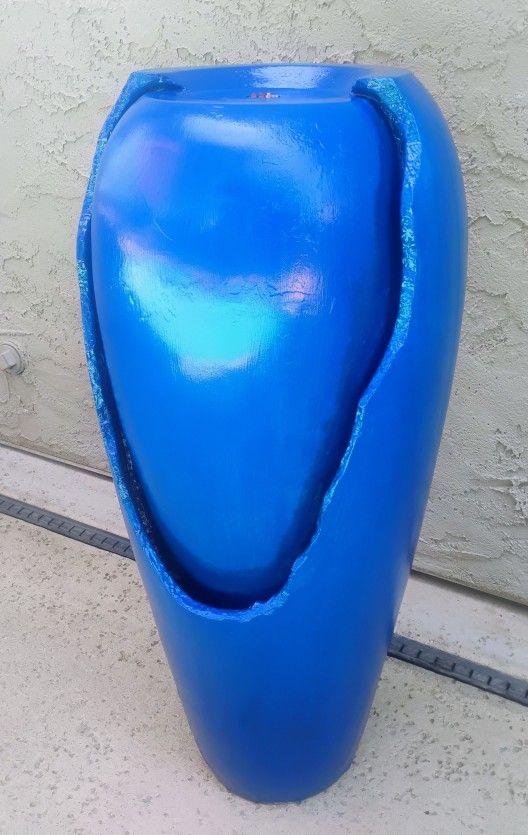 33" Water Fountain W Led Lights