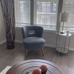 Accent Chair 