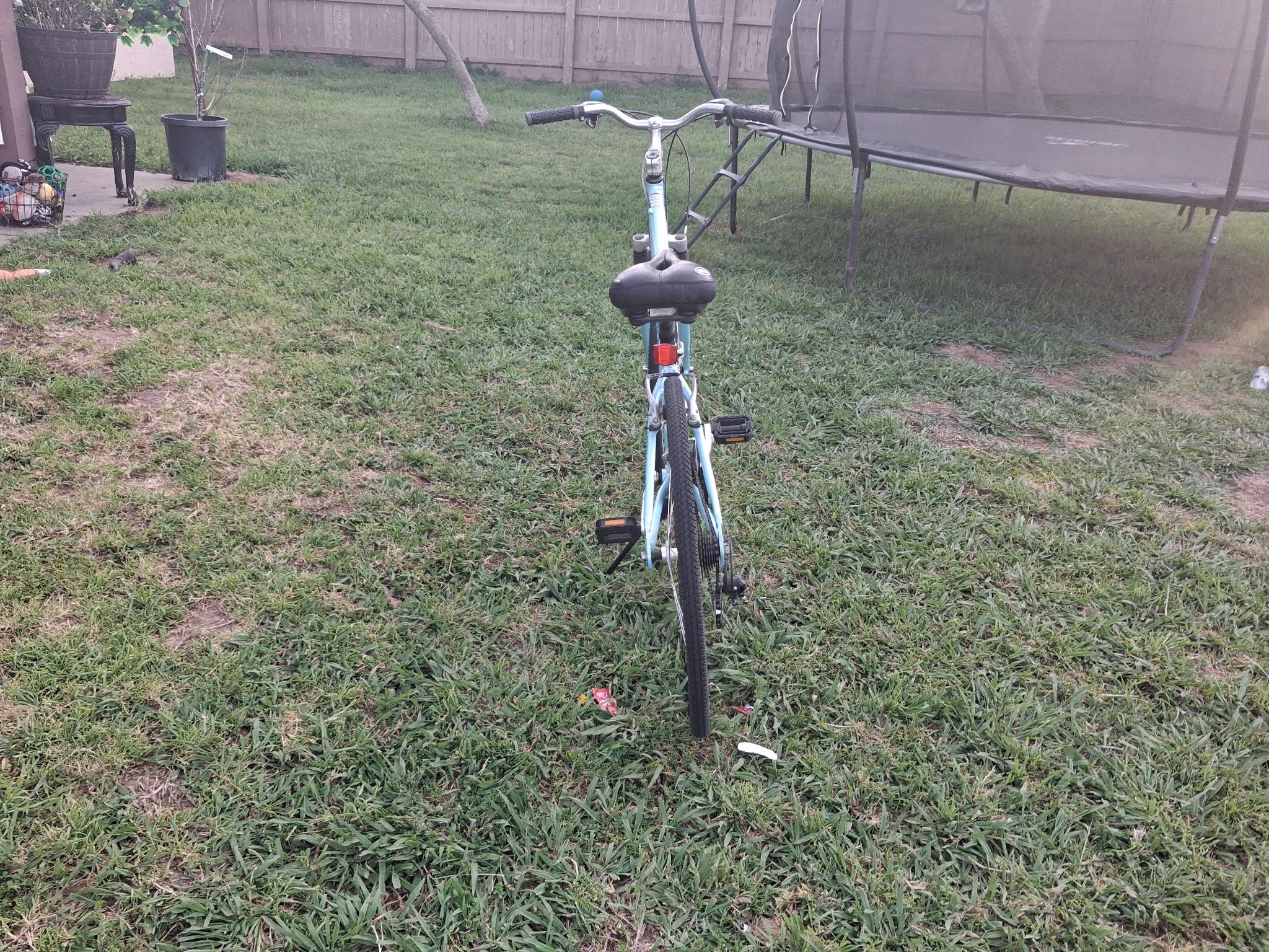 Schwinn Hybrid Bike – Light Blue