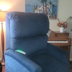 Pride Mobility Lift Chair 