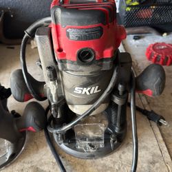 Skil Router 