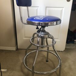 KOBALT Garage Stool