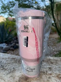 Brand New 40oz Flip Straw Stanley in Rose Quartz