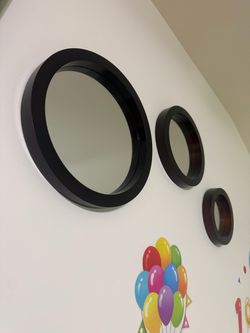 Set of 5 Round Black Wall Mirrors