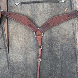 New Real Leather Horse Breastcollar 