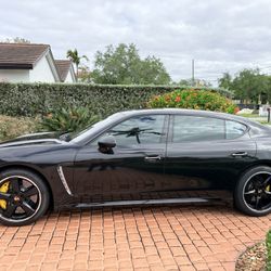 2014 Porsche Panamera Turbo S Executive 