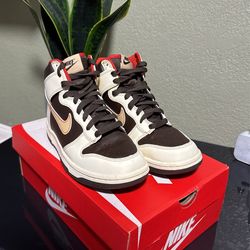 Nike Dunks High Baroque Brown