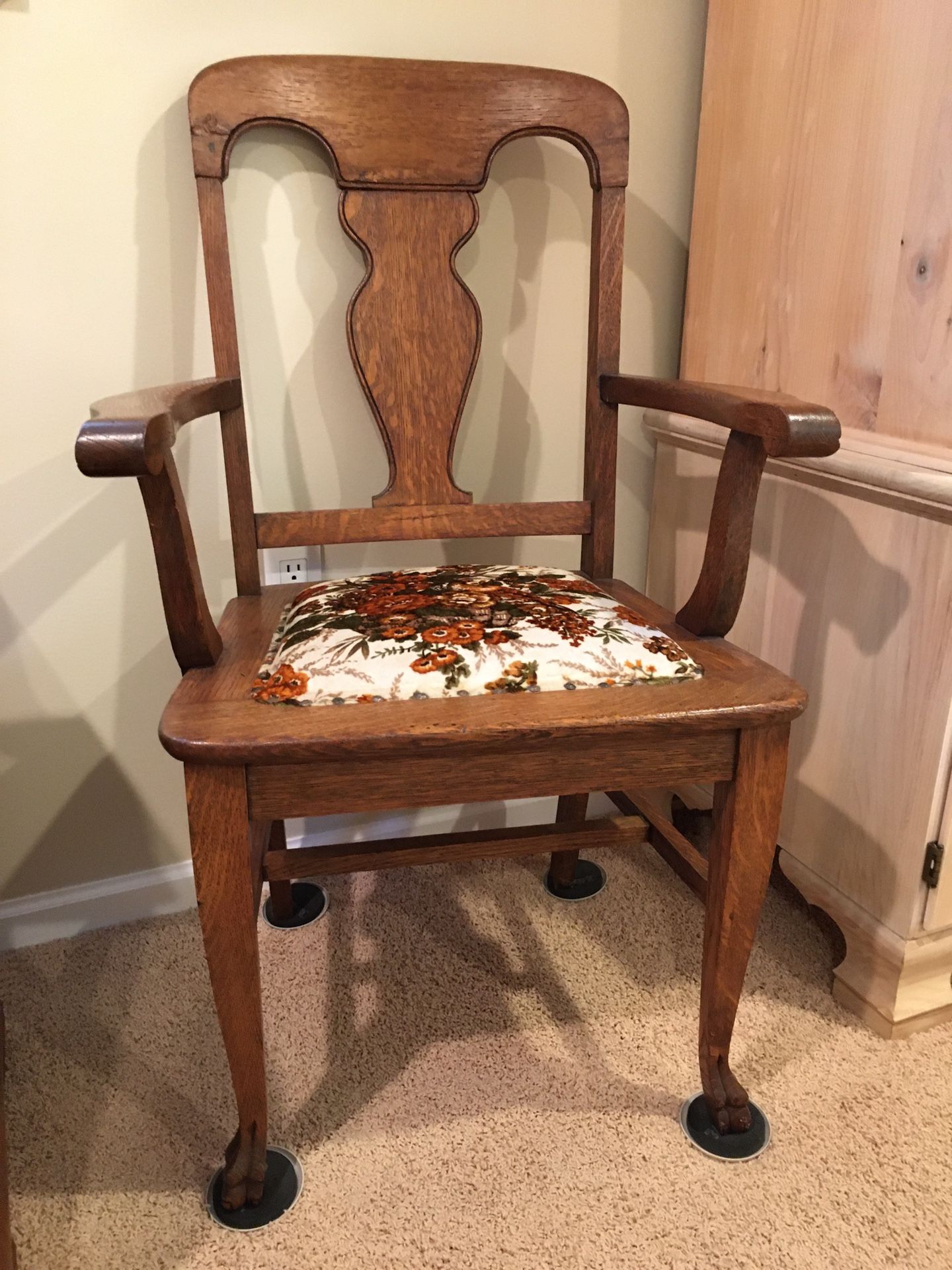 Moving: Antique ‘clawfoot’ chair