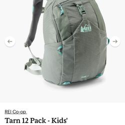 REI Kids Hiking Backpack - Tarn 12