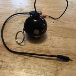 key chain powered speaker
