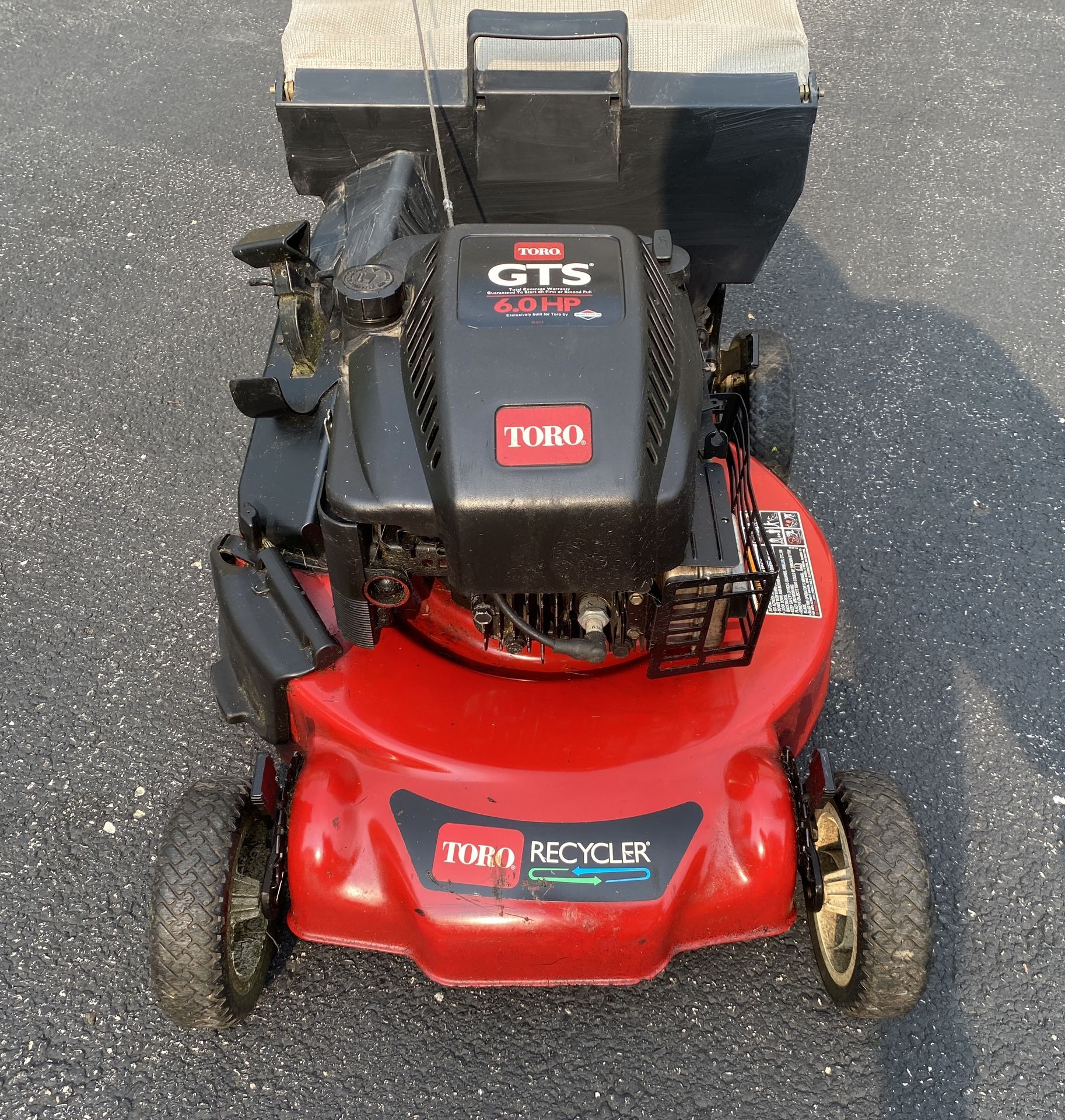 SELLING AS IT — TORO 6.0 hp lawn mower 20021 R21S1 for Sale in Prairie