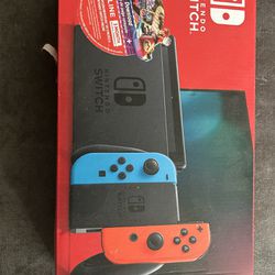 Nintendo Switch Mario Edition- Complete 