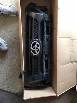 2012-2015 Toyota Tacoma OEM Grille