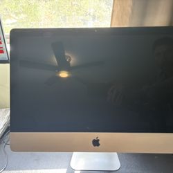 iMac 2017 21.5 Inch. Used- Good Condition- Works Perfectly!